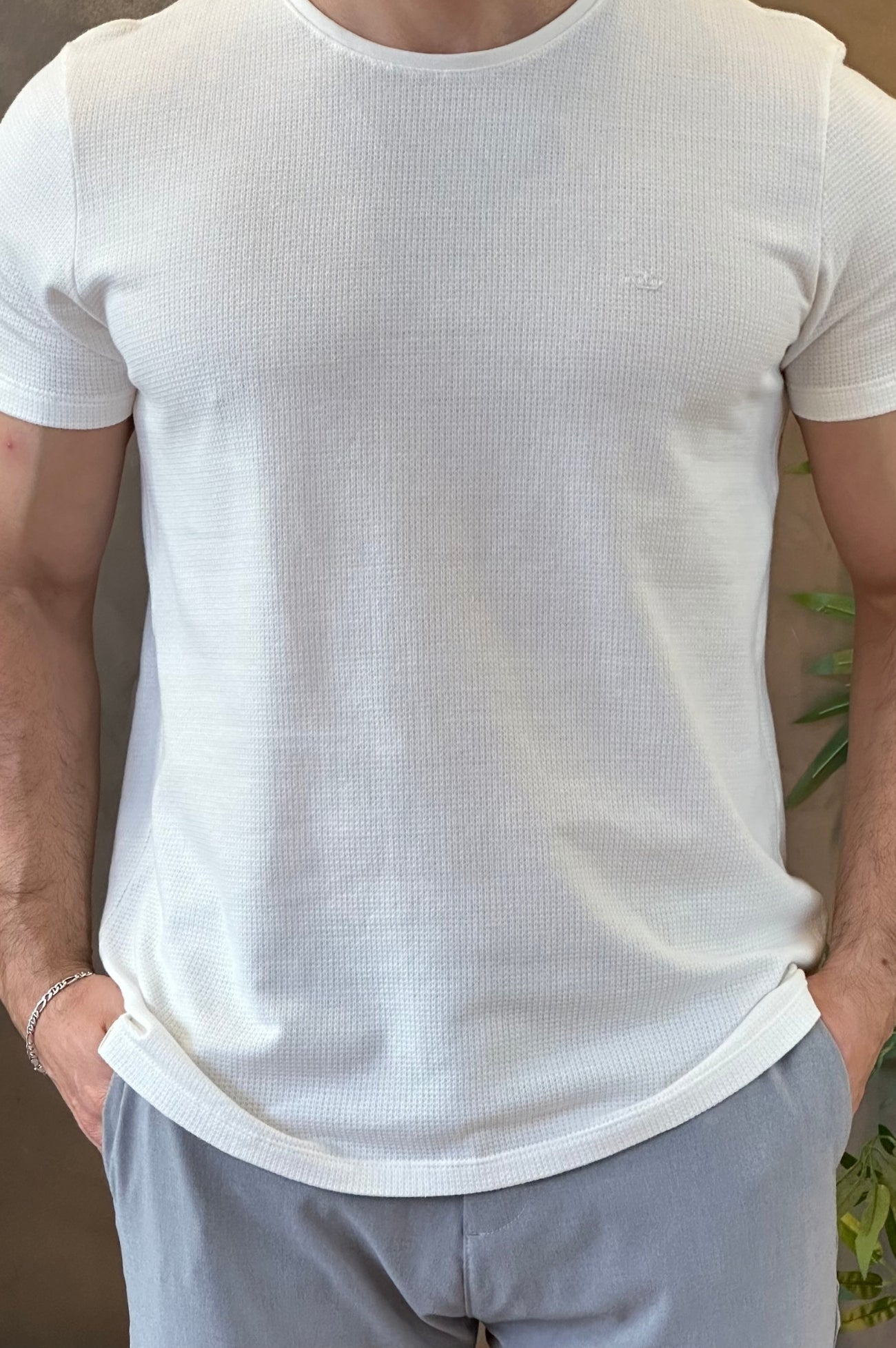 Camiseta Texturizada Off White Docthos