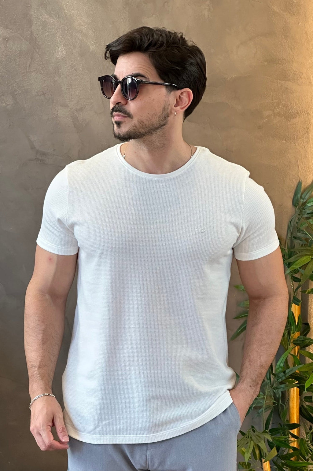Camiseta Texturizada Off White Docthos