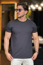 Camiseta Texturizada Preta Acostamento